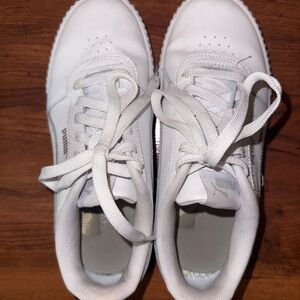 GUC Women’s PUMA Carina L (White) Size 7